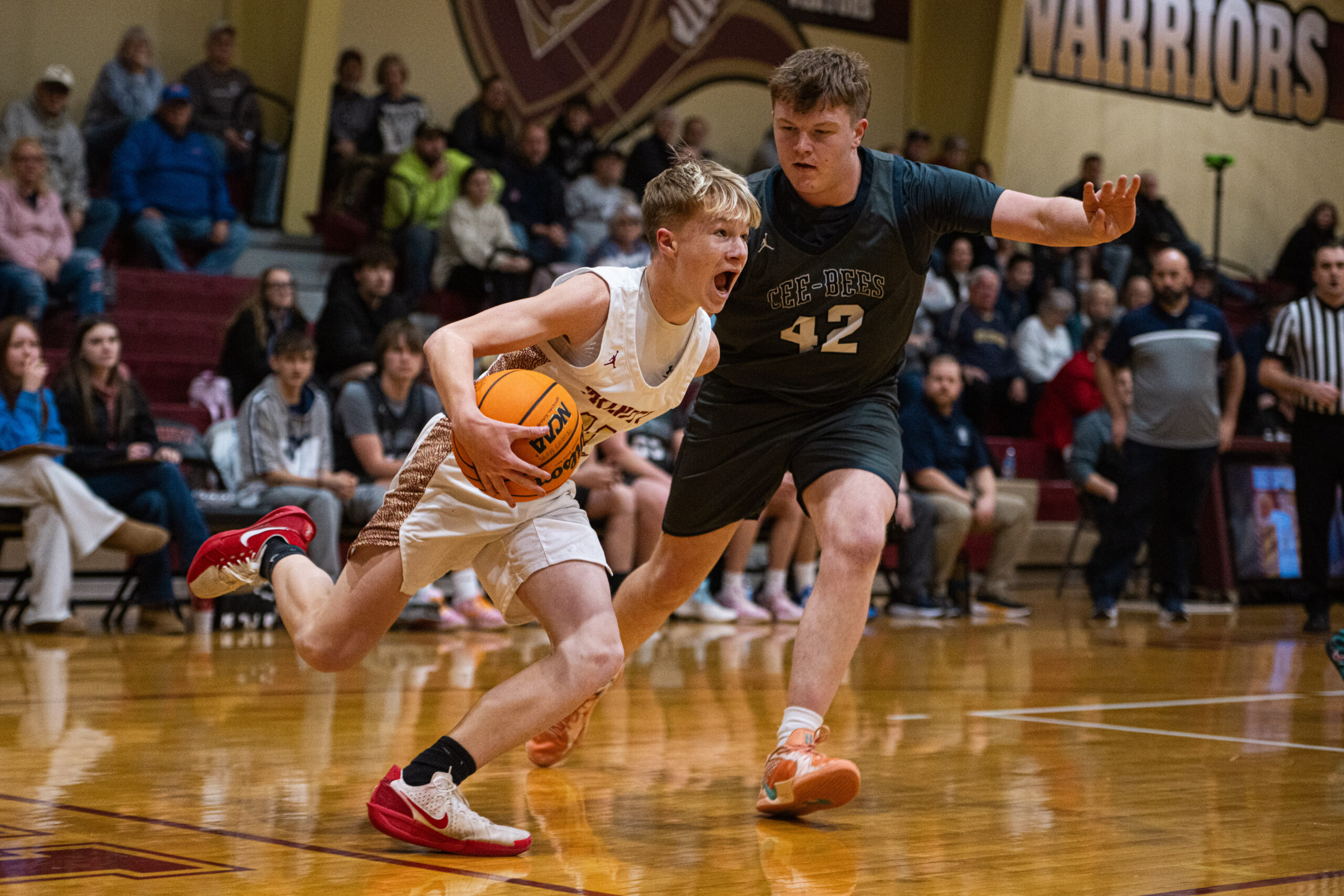 Trinity Christian earns statement win over No. 4 Clay-Battelle, 59-49